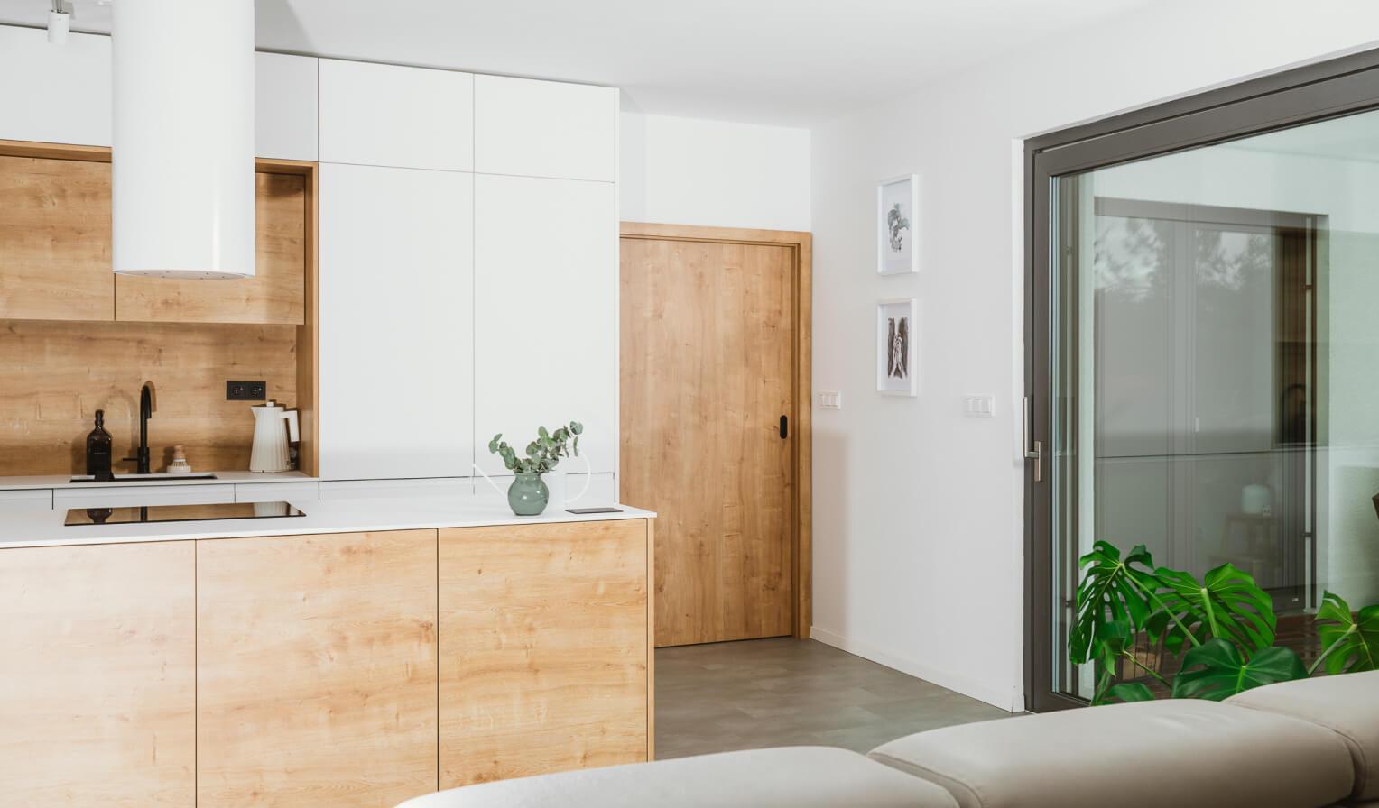 Prozkoumat standardní rozměry dveří